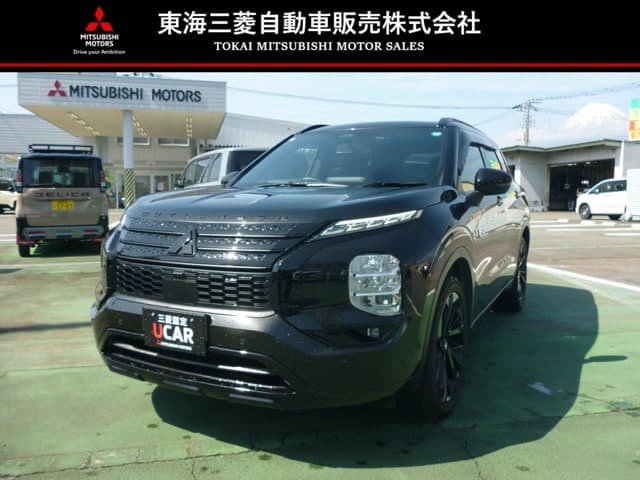 Mitsubishi Outlander — фото 1