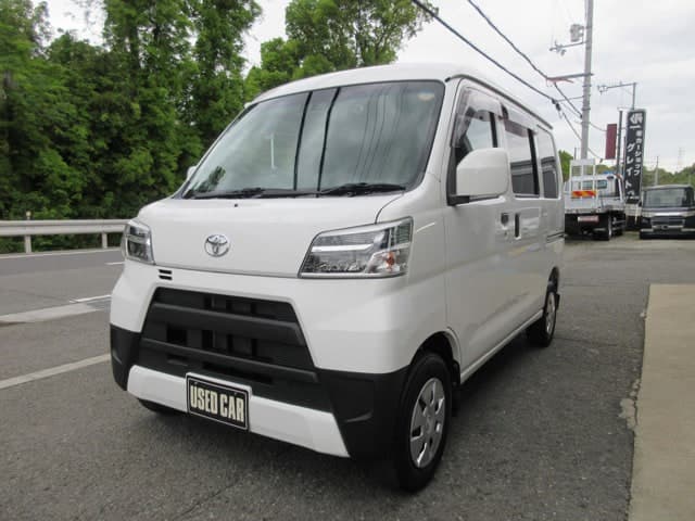 Toyota Pixis VAN