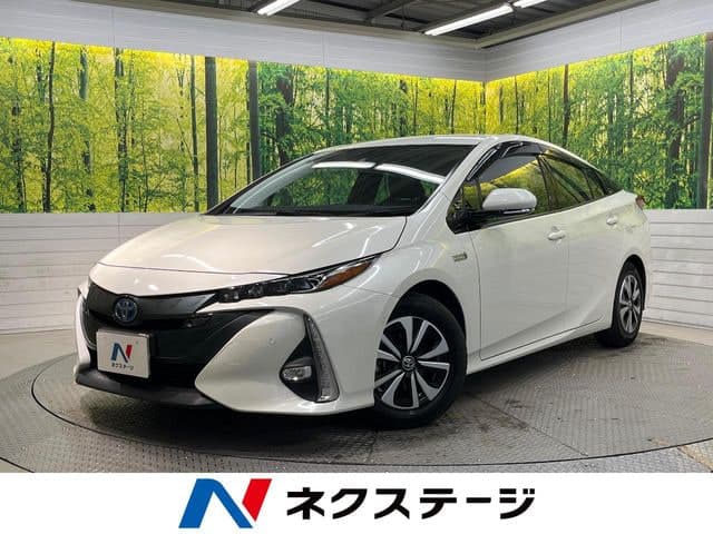 Toyota Prius PHV