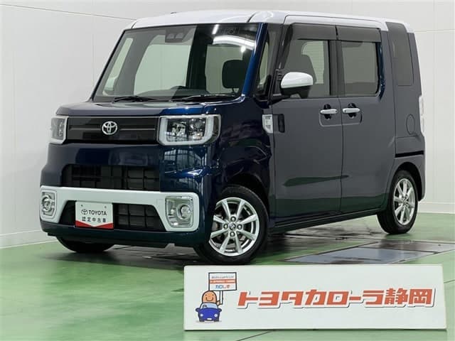Toyota Pixis Mega